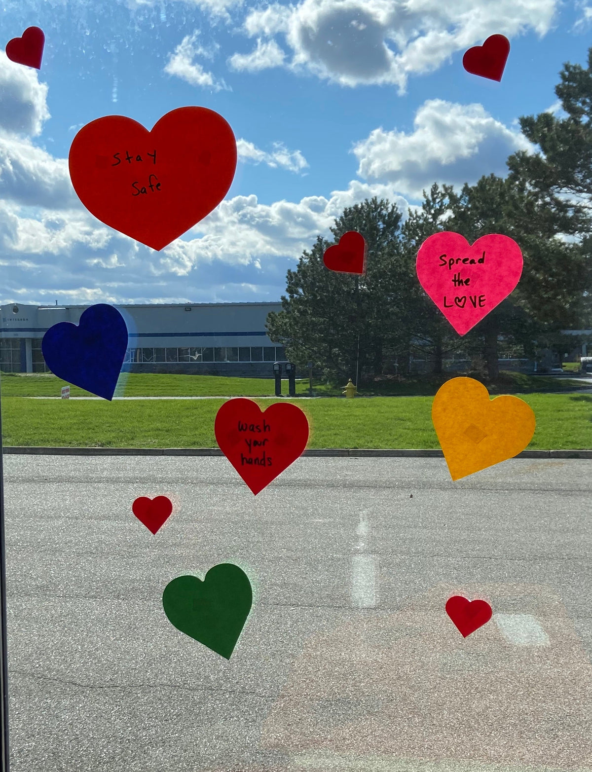 SHAPES ETC. Small Cut-Out Set - Valentine's