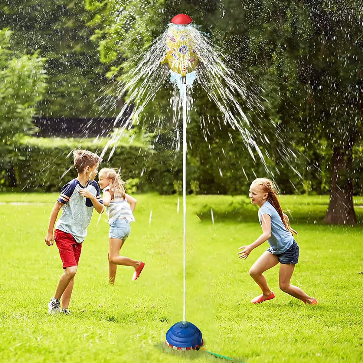 Space Jet Sprinkler Flying Water Launcher – Spinning Outdoor STEM Bath Toy for Kids