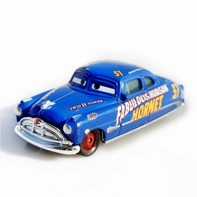 Disney Pixar Cars 3 Toys Lightning Mcqueen Mack Uncle Collection 1:55 Diecast Vehicles Alloy Car Toy Model For Children Gifts