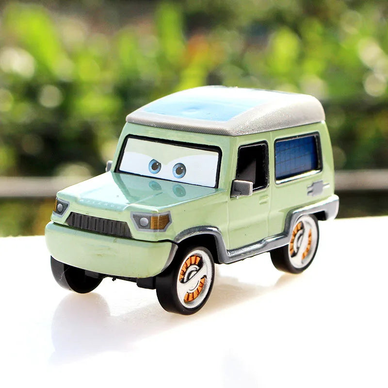 Disney Pixar Cars 3 Toys Lightning Mcqueen Mack Uncle Collection 1:55 Diecast Vehicles Alloy Car Toy Model For Children Gifts