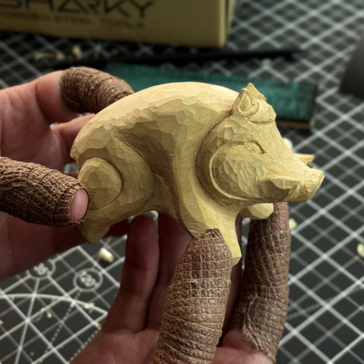 Boar Carving Kit - Complete Starter Whittling Kit for Beginners, Adults, Teens, and Kids