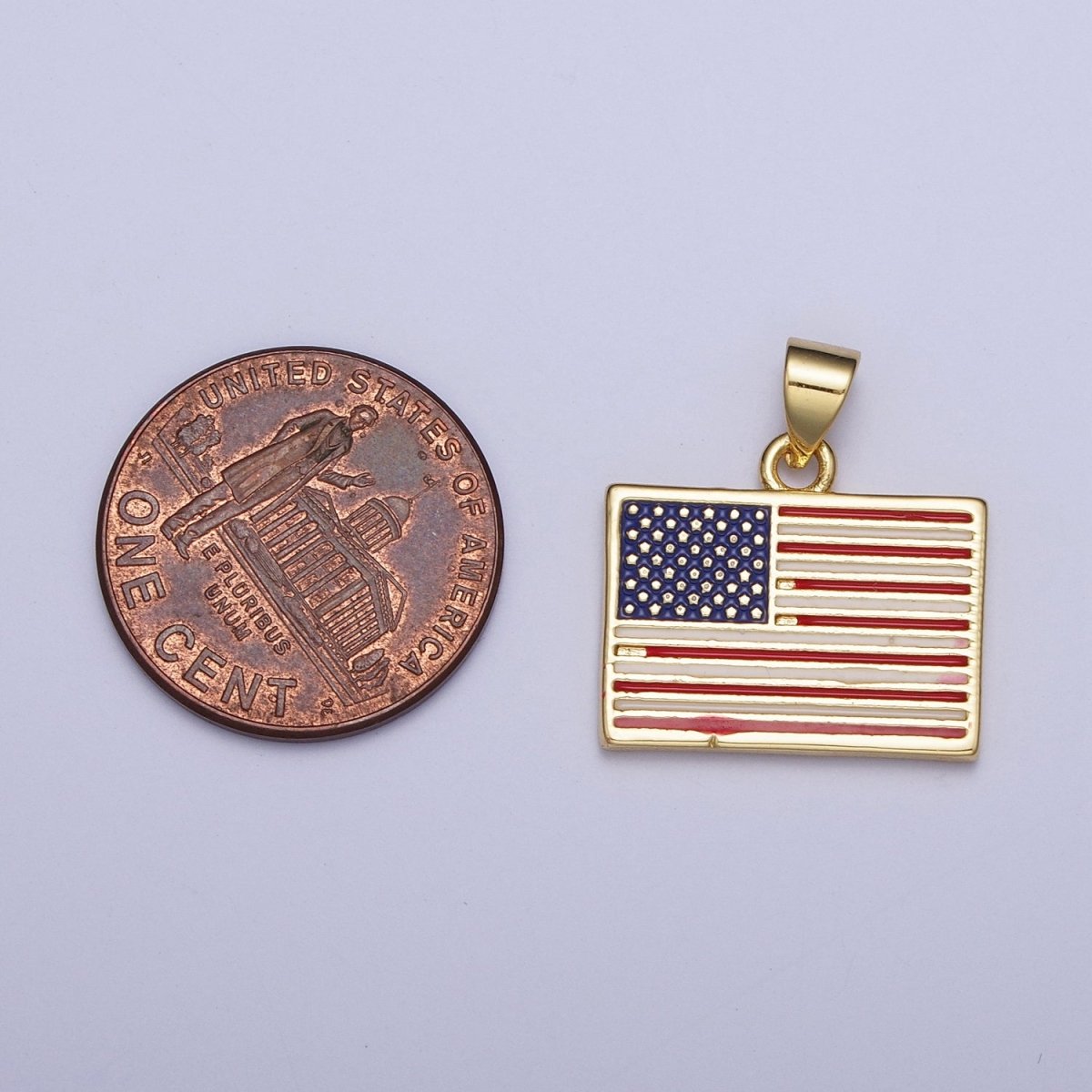 Gold American Flag Pendant, 4th of July Independence Day USA Charm For Jewelry Making | X-468